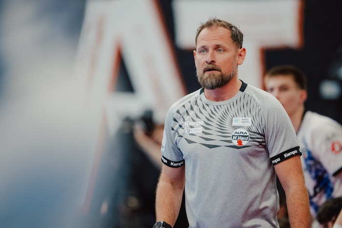 Coach Hannes Jon Jonsson holte mit den Hardern zuletzt den Premierentitel im neuen Ligaformat.