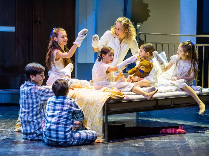 „Maria“ Katharina Gorgi mit den „Trapp-Kindern“ Samuel Wegleitner, Thamos Hollweg, Annabelle ...