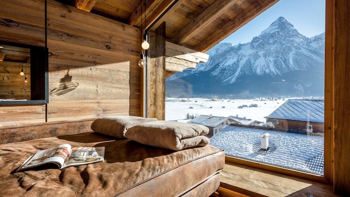 Genuss & Wellness mit Zugspitzenblick in der Post Lermoos