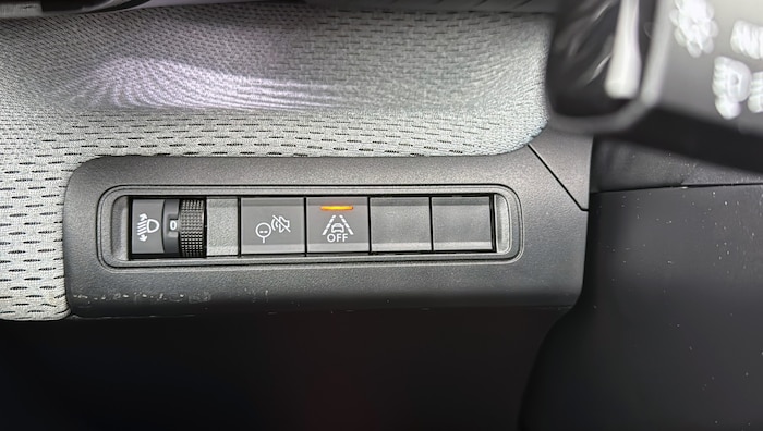 Ein Highlight: die einfache Abschaltmöglichkeit für Tempolimitwarner und Spurhalteassistent