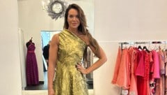 Martina Reuter setzt für den Opernball auf Glanz in Gold.