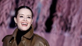 Claire Foy verriet im Podcast-Interview, dass sie immer mehr an Gewicht verloren habe, und nicht ...