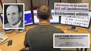 Die Ermittler rollen die ungelösten Akten komplett neu auf, wie auch beim Mord an Briefträger ...