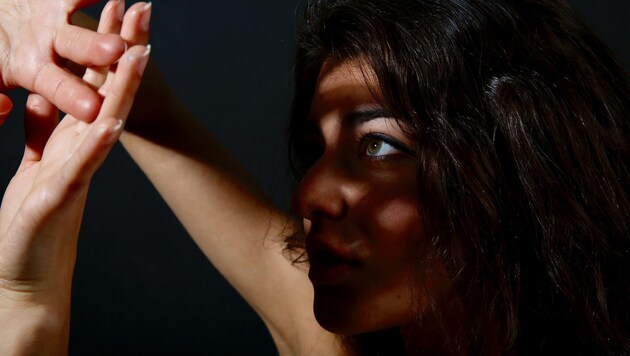 In einer Tiroler Wohnanlage kam es zu den Gewaltszenen. (Symbolbild)