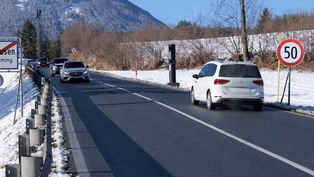 Why 50 km/h here? The driver, like others, was caught by the radar (on the right-hand side of ...