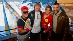 Lorenz Büffel, Mickie Krause, Anna-Maria Zimmermann, Michael Hartinger vom voXXclub backstage ...