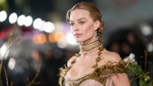 Margot Robbie zog bei der „Wuthering Heights“-Premiere in London mit ihrem ausgefallenen Look ...