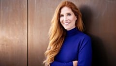 Bestseller-Autorin Ursula Poznanski sorgt mit ihrem neuen Thriller „Das Signal“ wieder für ...