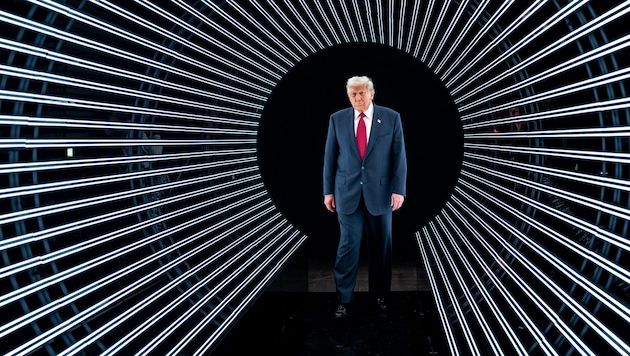 Ein offizielles Foto, herausgegeben vom Weißen Haus, inszeniert letzten November beim „America ...