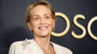 Sharon Stone wird am Donnerstag in der Oper dabei sein. Sie sitzt in einer Parterreloge bei ...