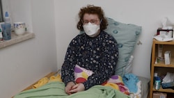 Lara P. ist in Kleinstübing auf die Betreuung von ihrer Mutter und einer persönlichen Assistenz ...