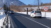 Die Siedlung ist zu Ende, trotzdem gilt hier ein Limit von 50 km/h – samt Radar