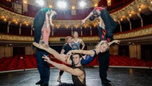 Das Ballett-Ensemble nimmt eine zentrale Rolle in dem Stück ein.