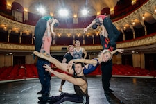 Das Ballett-Ensemble nimmt eine zentrale Rolle in dem Stück ein.