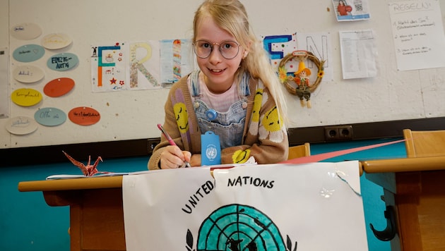 Flora Kronreif hat die Rolle der Vereinten Nationen übernommen. Und wie in der Realität hat die ...