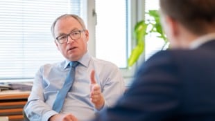 Landesrat Stephan Pernkopf liefert Antworten zu Energiefragen.