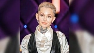 Schauspielerin und Sängerin Edith Steinfest ist nach ihrem Ehe-Aus offenbar komplett an den ...