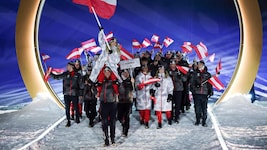 Die Snowboarder Anna Gasser und Benjamin Karl mit einer besonderen Einlage bei der Eröffnung der ...