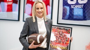 Sport-Staatssekretärin ist mit dem Eierlaberl bestens vertraut. In ihrem Büro hat sie auch ein ...