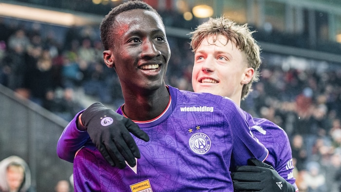 Abubakr Barry (li.) wird von Austria Wien zu Red Bull Salzburg wechseln.