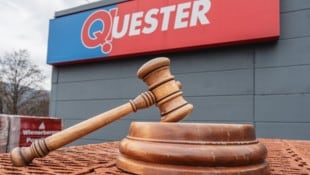 Das Inventar von 18 Quester-Standorten wird versteigert