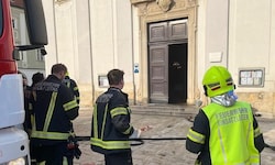 Das Feuer konnte zum Glück rasch gelöscht werden. Messen müssen aber örtlich verlegt werden.