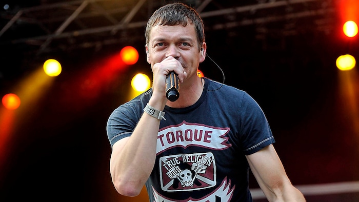 Brad Arnold hat im Alter von 47 Jahren den Kampf gegen den Krebs verloren.