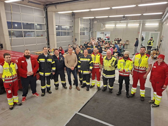 Im Rüsthaus der Feuerwehr Seeboden wurden die Kinder und ihre Begleiter bestens versorgt