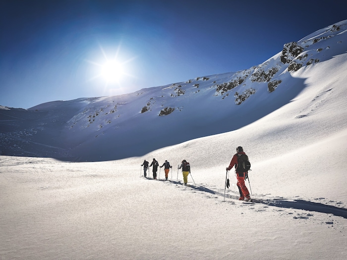 Die Arc‘teryx Academy bietet den Gästen, die aus der ganzen Welt dafür an den Arlberg reisen, ...