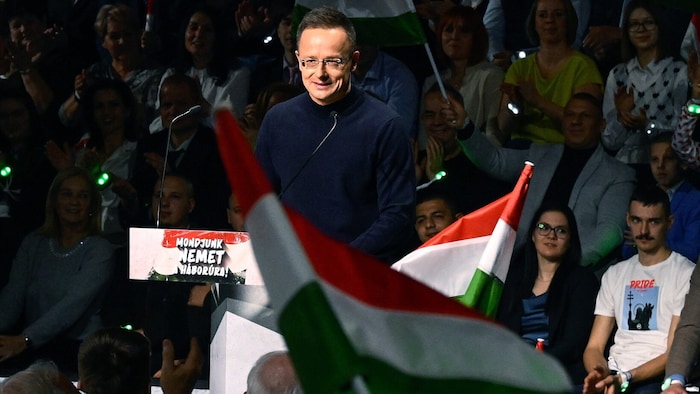 Außenminister Péter Szijjártó gehörte zu den Einpeitschern von Viktor Orbán.