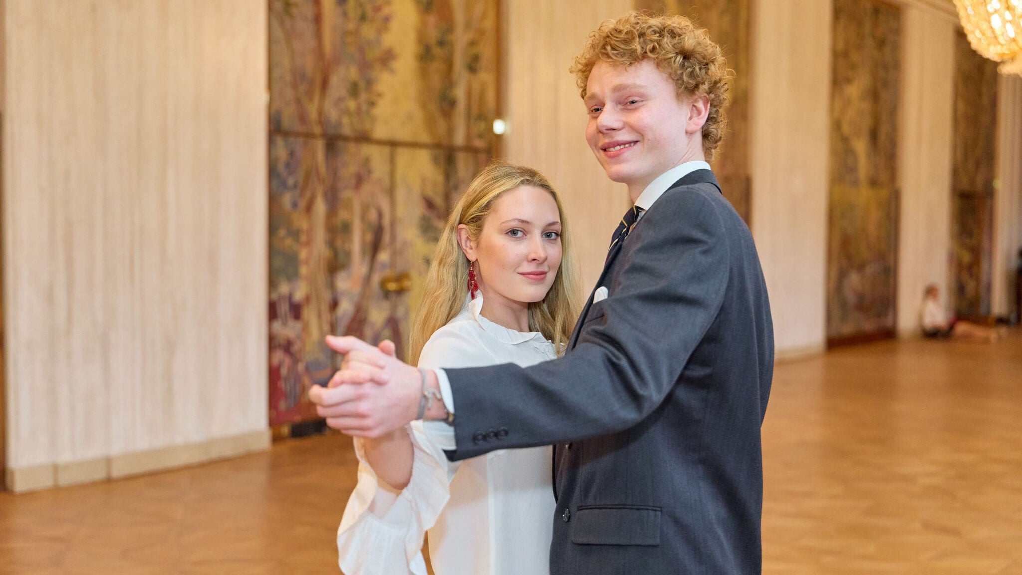 Lilly Hohenlohe mit Tanzpartner Oswald Wolkenstein.