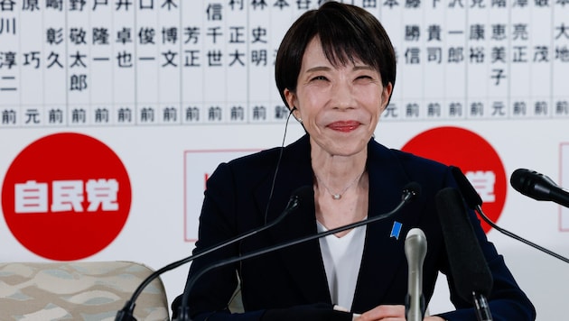 Strahlende Siegerin der Parlamentswahl in Japan: Ministerpräsidentin Sanae Takaichi