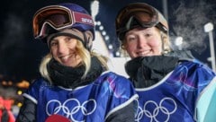 Anna Gasser (l.) und Hanna Karrer