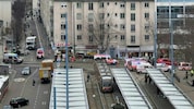 Insgesamt musste die Berufsfeuerwehr mit 30 Mann ausrücken. 