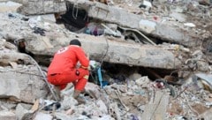 Acht Bewohner, darunter ein Kind, konnten gerettet werden.