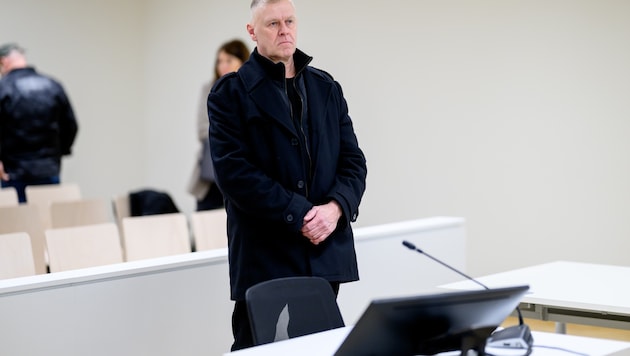 Hans Jörg Schimanek jun. vor Gericht in Wien.