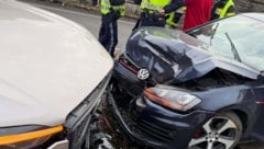 Bei einem Frontalzusammenstoß am Montag in Leoben wurden beide Lenker verletzt