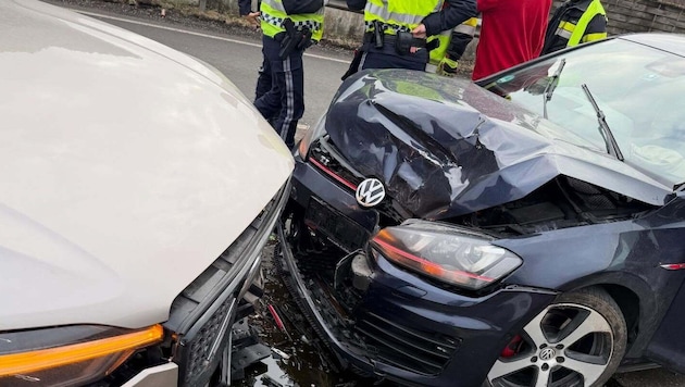 Bei einem Frontalzusammenstoß am Montag in Leoben wurden beide Lenker verletzt