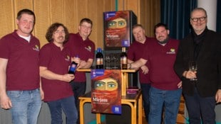 Wein-Präsentation: Michael Schneider, Georg Wind, Franz Fleck jun., Ewald Gabriel, Alexander ...