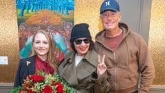Jacqueline Lugner mit Fran Drescher und deren Ex-Mann Peter Marc Jacobson