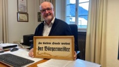 Klaus Glanznig in seinem Büro im Gemeindeamt – einst wohnte seine Familie hier.