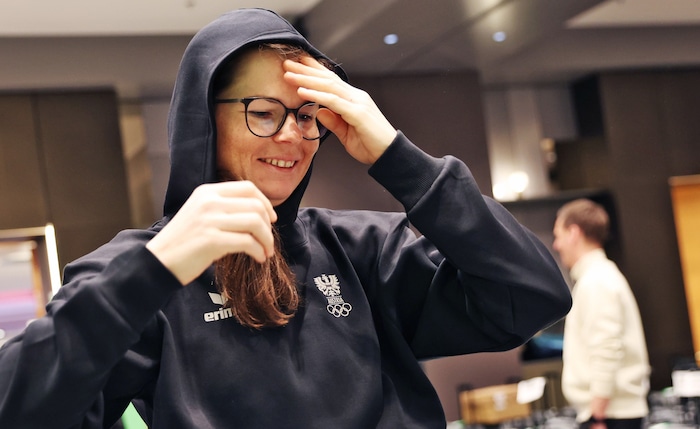 Die 30-Jährige bei der Einkleidung für die Olympischen Spiele.