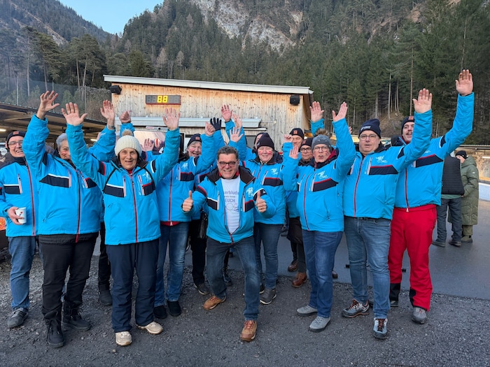 Die Stimmung beim Bludenzer Eiskanal war am Sonntagabend sensationell.