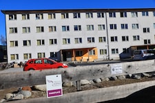 Die Flüchtlingsunterkunft Grassmayrstraße in Innsbruck: eine von tirolweit 50 Einrichtungen der ...