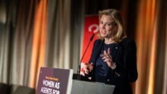 Krisen und Konflikte betreffen besonders die Sicherheit von Frauen und Mädchen, erklärt Beate ...