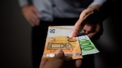 Wo könnte unsere Regierung eine Menge Geld sparen?