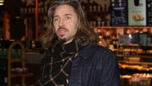 Gil Ofarim bei der Abreise der Dschungelcamp-Kandidaten der RTL Reality-TV-Show nach Australien. ...
