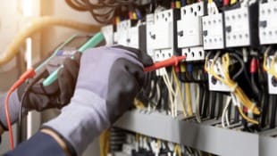 Bei Arbeiten an einem Verteilerkasten kam es zu dem schrecklichen Unfall.