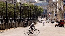 Nur noch wenig Verkehr auf dem Paseo de Marti im Zentrum der Hauptstadt.