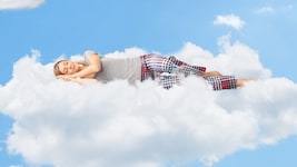 Wenn wir träumen, legt das Gehirn keine Pause ein.